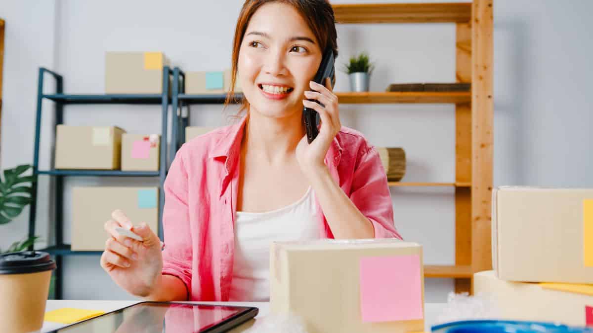 Strategies for customer service for new sellers