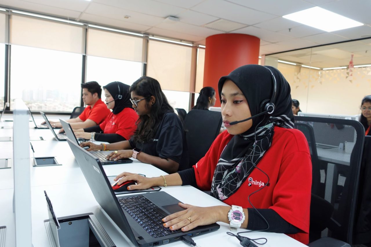 ninja van malaysia customer service call 24/7