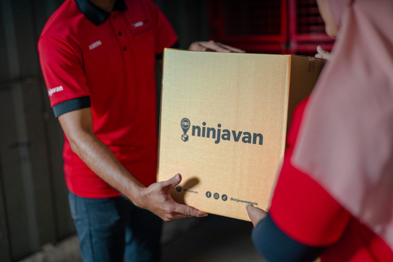 ninja van b2b logistics restock ltl intercity less than truckload kl jb geogetown malaysia 3